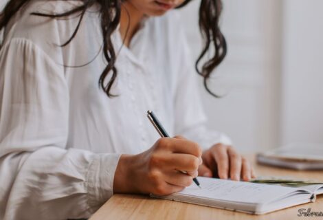 Building Your Financial Moat: The Power of Budgeting and Savings